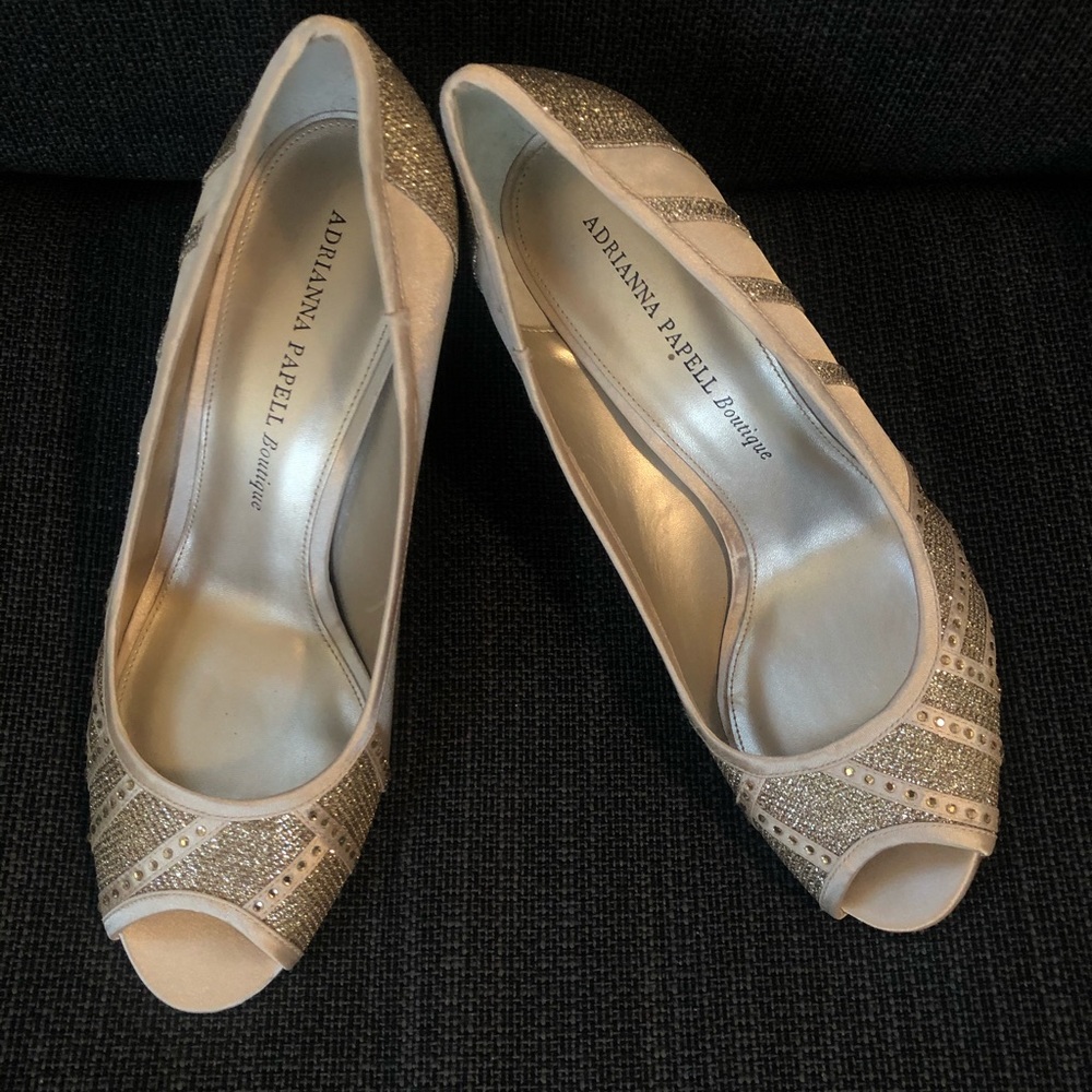 Gold pumps.